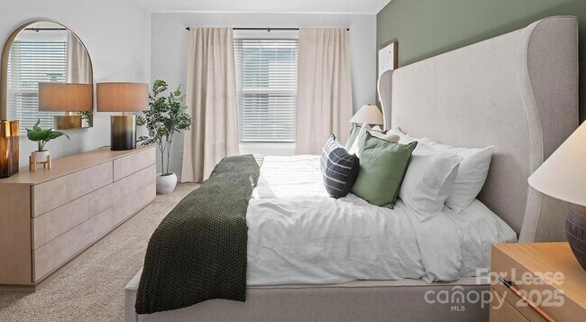 Building Photo - 2546 Perimeter Pointe Pkwy