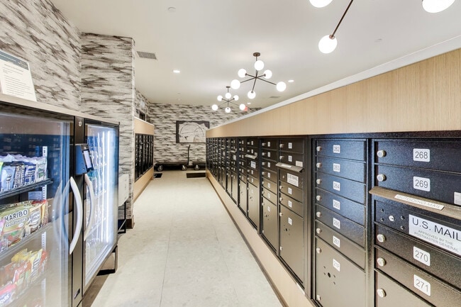 Building Photo - 5424 Old Orchard Rd