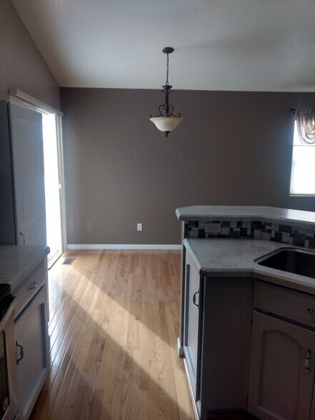 Building Photo - 2308 Kermesite Ct