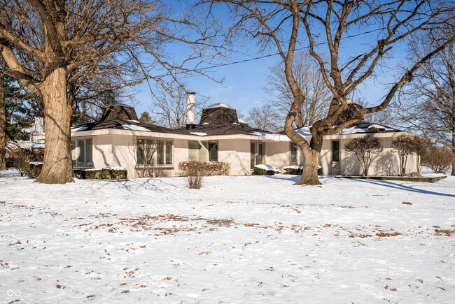 Building Photo - 3731 W 106th St