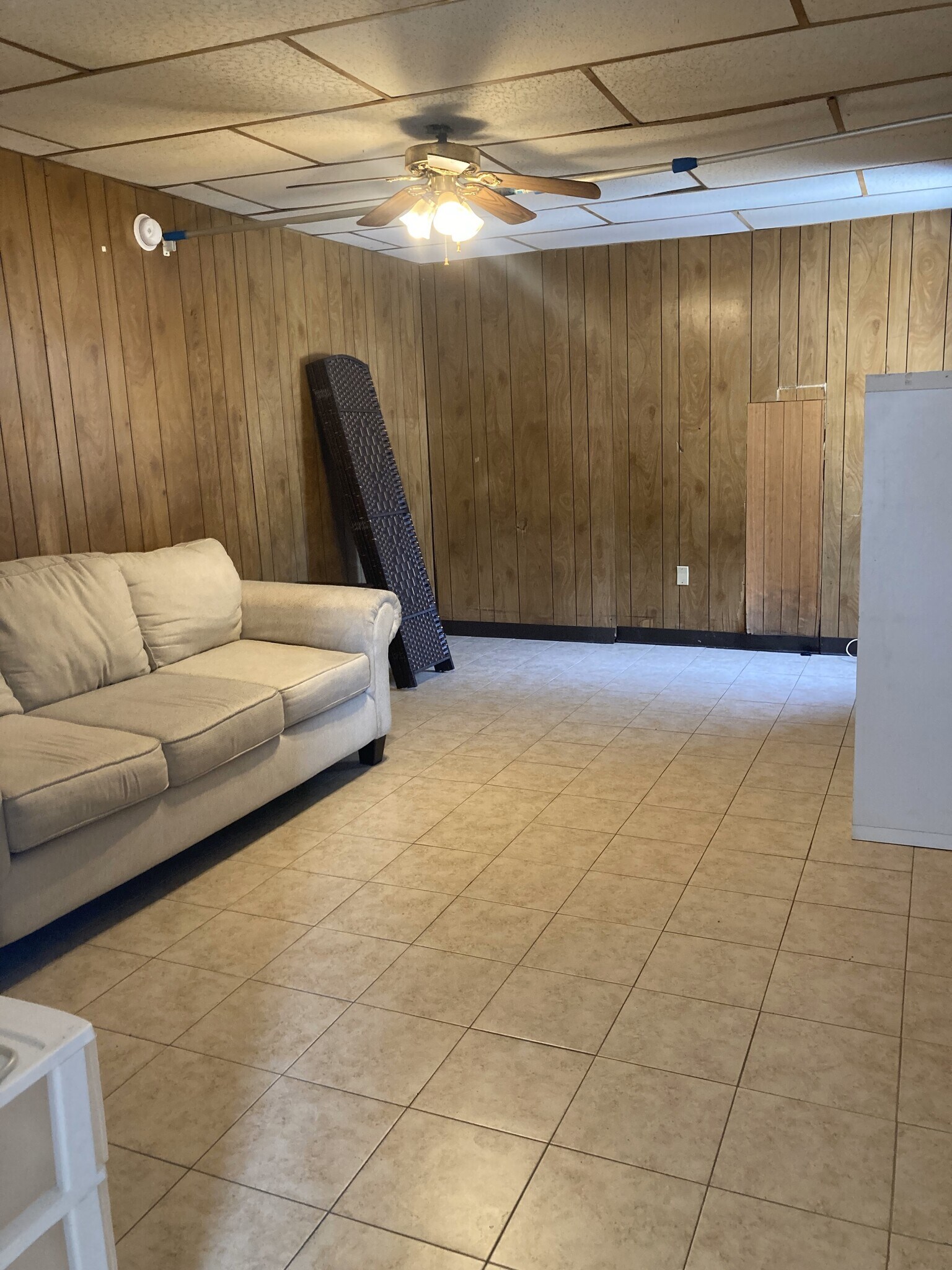 Building Photo - 2102 9th St W