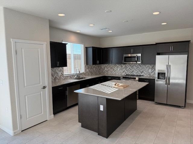 Building Photo - 2865 E Escarpa Dr