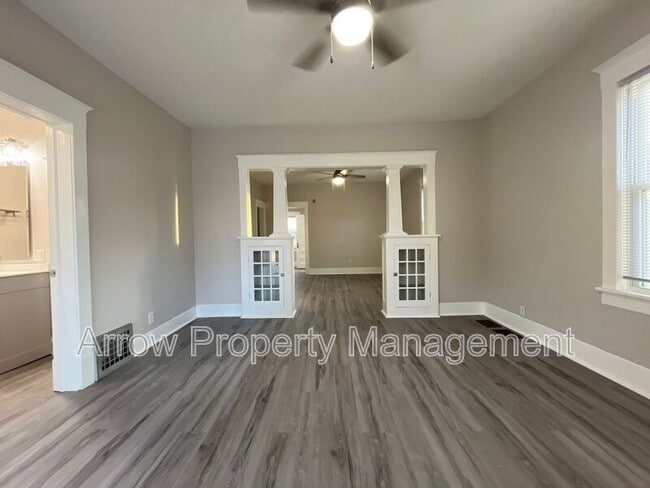 Building Photo - 1201 Charleston St