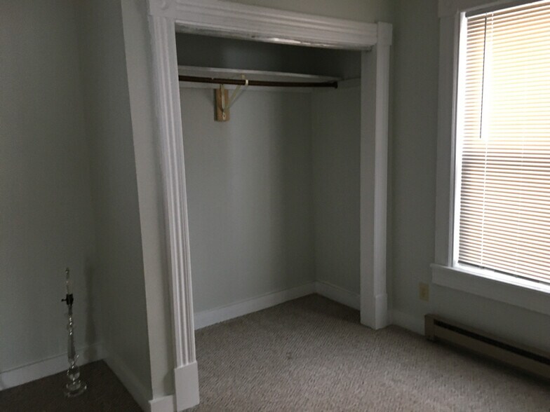 Building Photo - 12 Old Georges Mills Rd