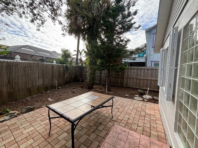 Building Photo - 44 Capistrano Dr