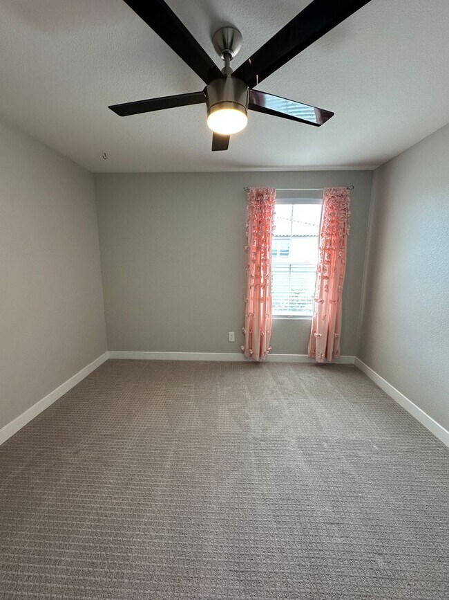 Building Photo - 7758 Meng Ct