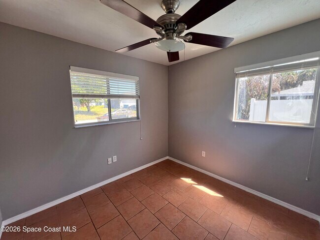 Building Photo - 460 Bargello Ave SE