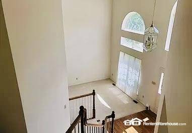 Building Photo - 1137 New Ballwin Oaks Dr