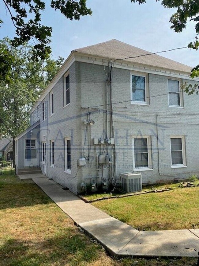 Building Photo - Park Hill 2 bedroom.