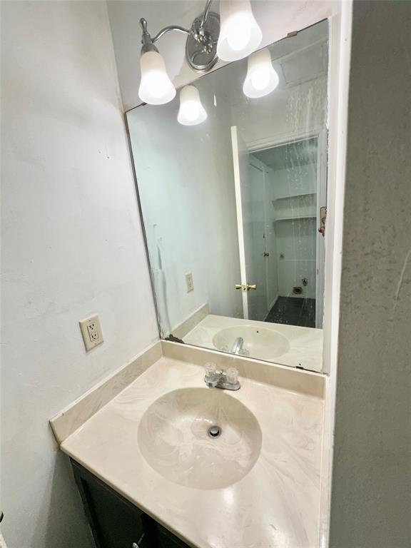 Building Photo - 9103 Japonica Ct