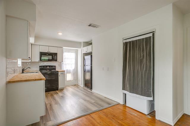 Building Photo - 6521 Six J Ct