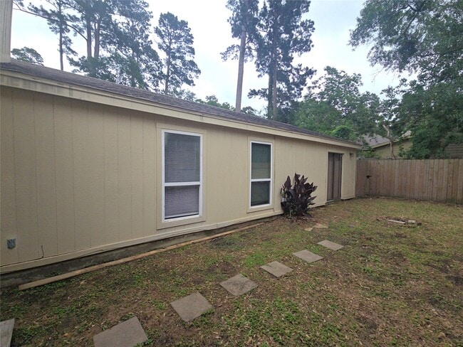Building Photo - 11231 Glenforest Dr
