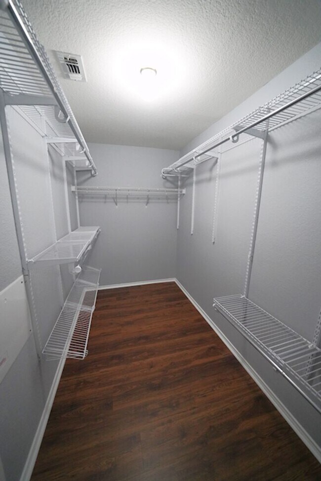 Building Photo - Lovely Cul-De-Sac Home in Schertz/Cibolo Now Available - Realtor Commission: $500