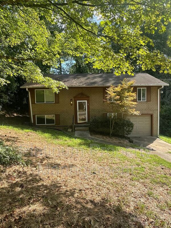 Primary Photo - 2564 Timberly Dr SE