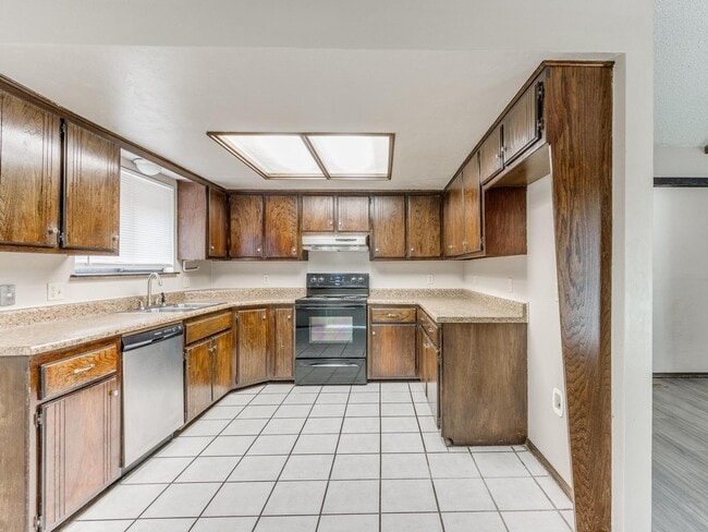 Building Photo - 6804 Elk Canyon Rd