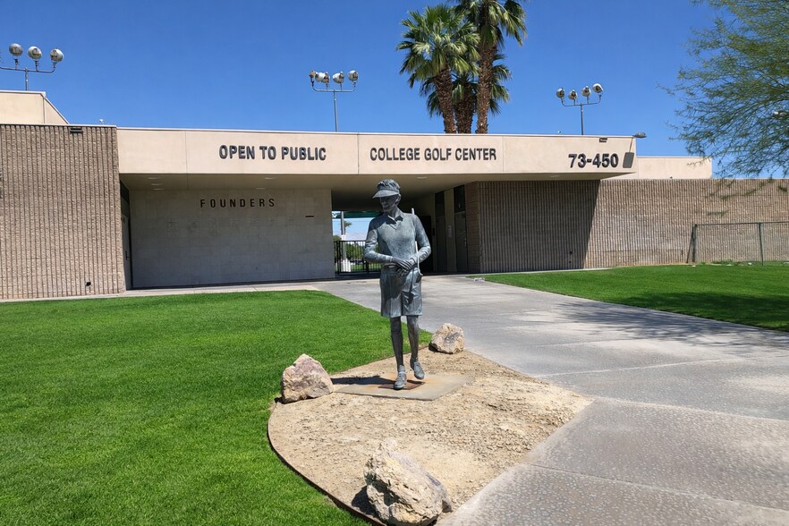 Building Photo - 45225 Sunset Ln