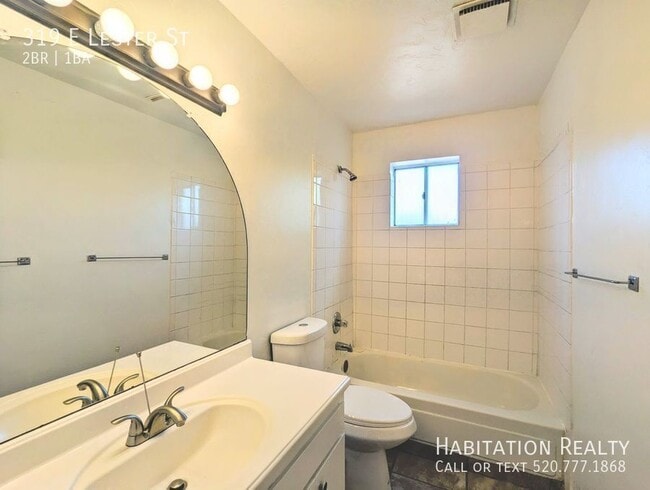 Building Photo - 319 E Lester St