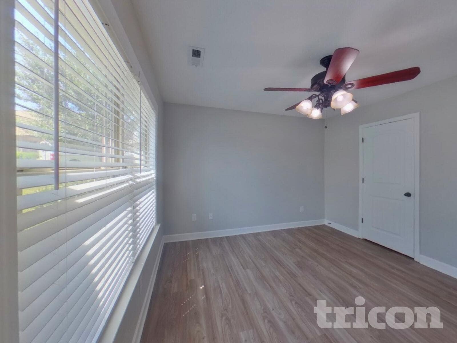 Building Photo - 580 Marchbanks Rd