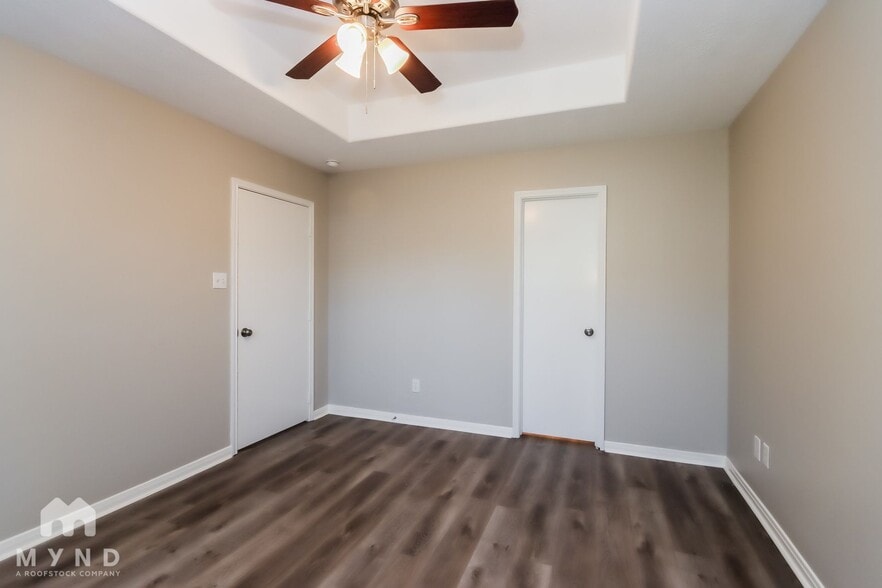 Building Photo - 16376 River Fall Ct