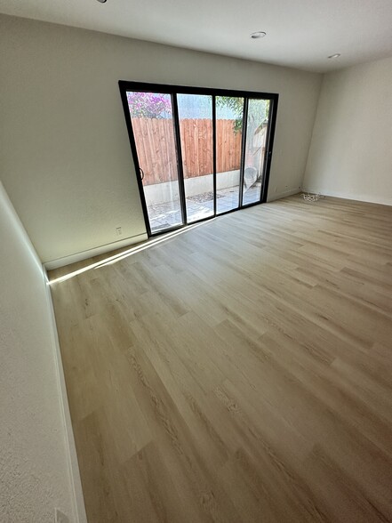New floors livingroom - 1833 11th St