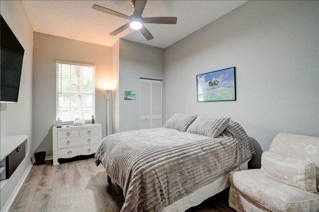 Building Photo - 10173 Andover Coach Cir