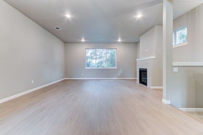 Building Photo - New Construction Great Location Book your tour today!!!