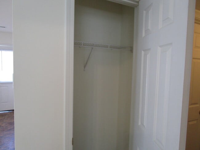 Building Photo - 5003 Betty Jean Way