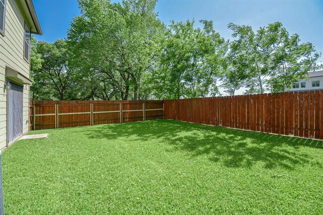Building Photo - 13242 Skyview Landing Dr