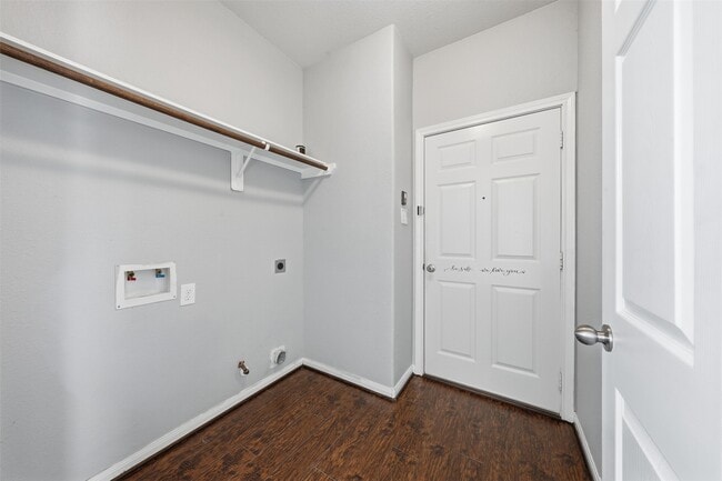 Building Photo - 6011 Watford Bend