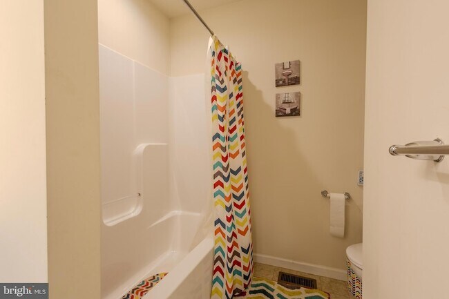 Building Photo - 3365 Alydar Rd