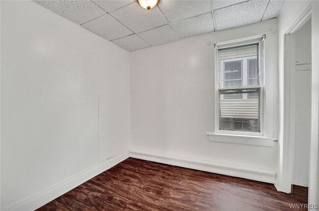 Building Photo - 214 Ludington St