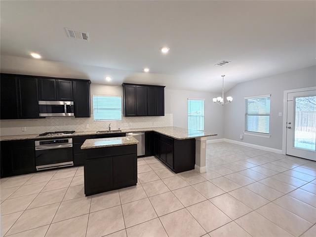 Building Photo - 1205 Parker Dr