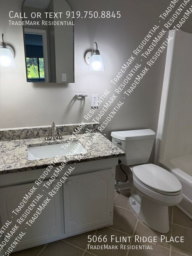 Building Photo - 5066 Flint Ridge Pl