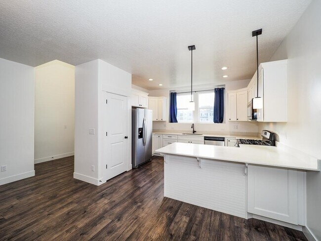 Building Photo - 3659 W 1650 N