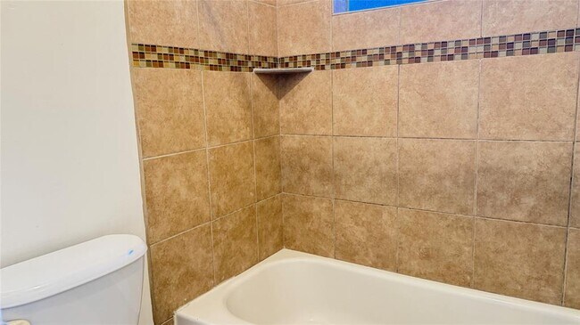 Building Photo - 21318 Bridgepoint Ln