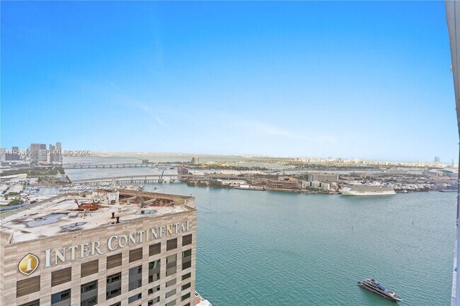 Building Photo - 335 S Biscayne Blvd