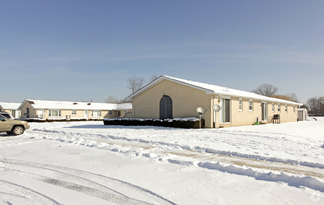 Primary Photo - Winthrop Apartments