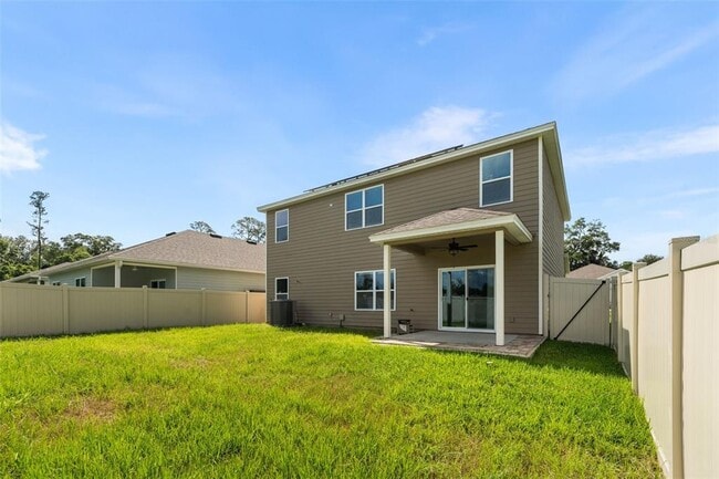 Building Photo - 8008 SW 62nd Ct