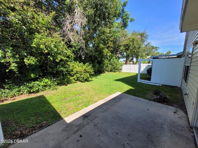 Building Photo - 1018 Grand Hickory Cir