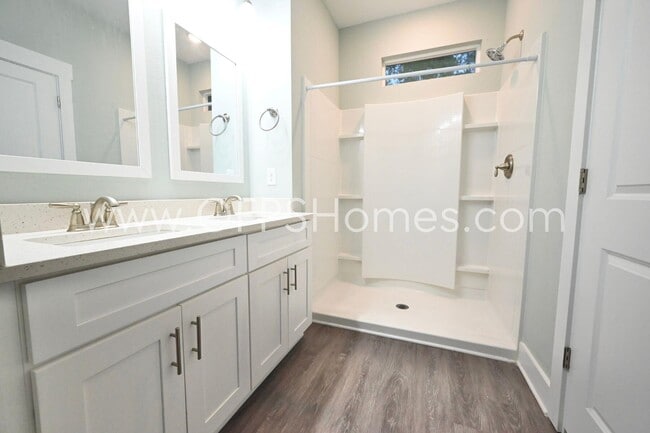 Building Photo - 312 N Sand Palm Rd