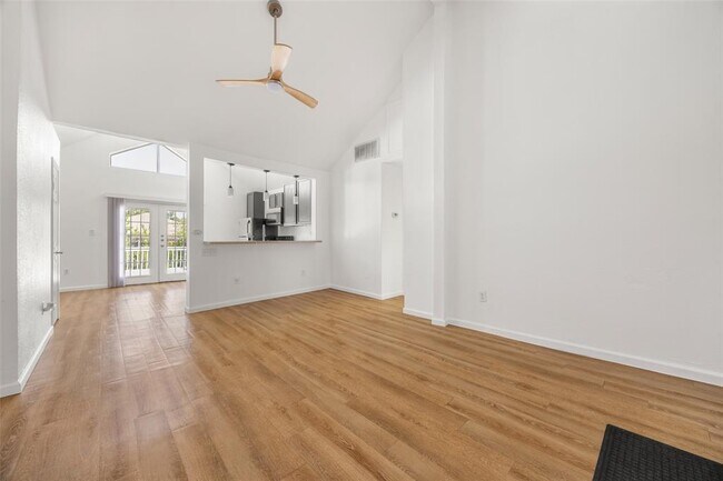 Building Photo - 14708 Foy Dr