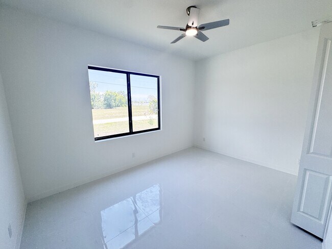 Building Photo - 4113 NW 34th St