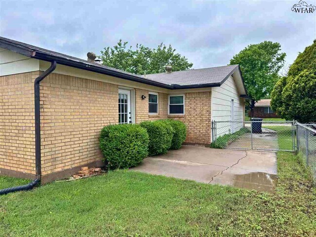 Building Photo - 4609 Tammy Dr