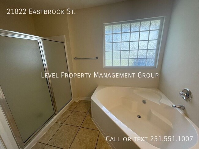 Building Photo - 21822 Eastbrook St