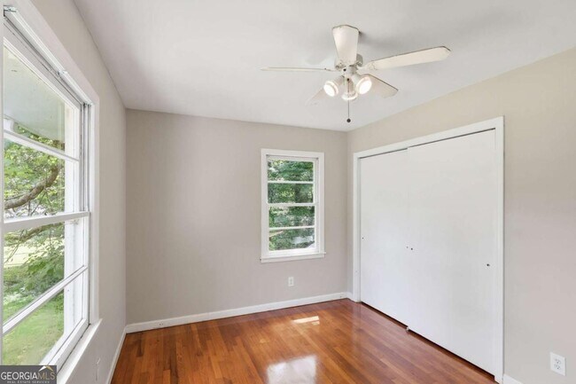 Building Photo - 1370 Blackwell Rd