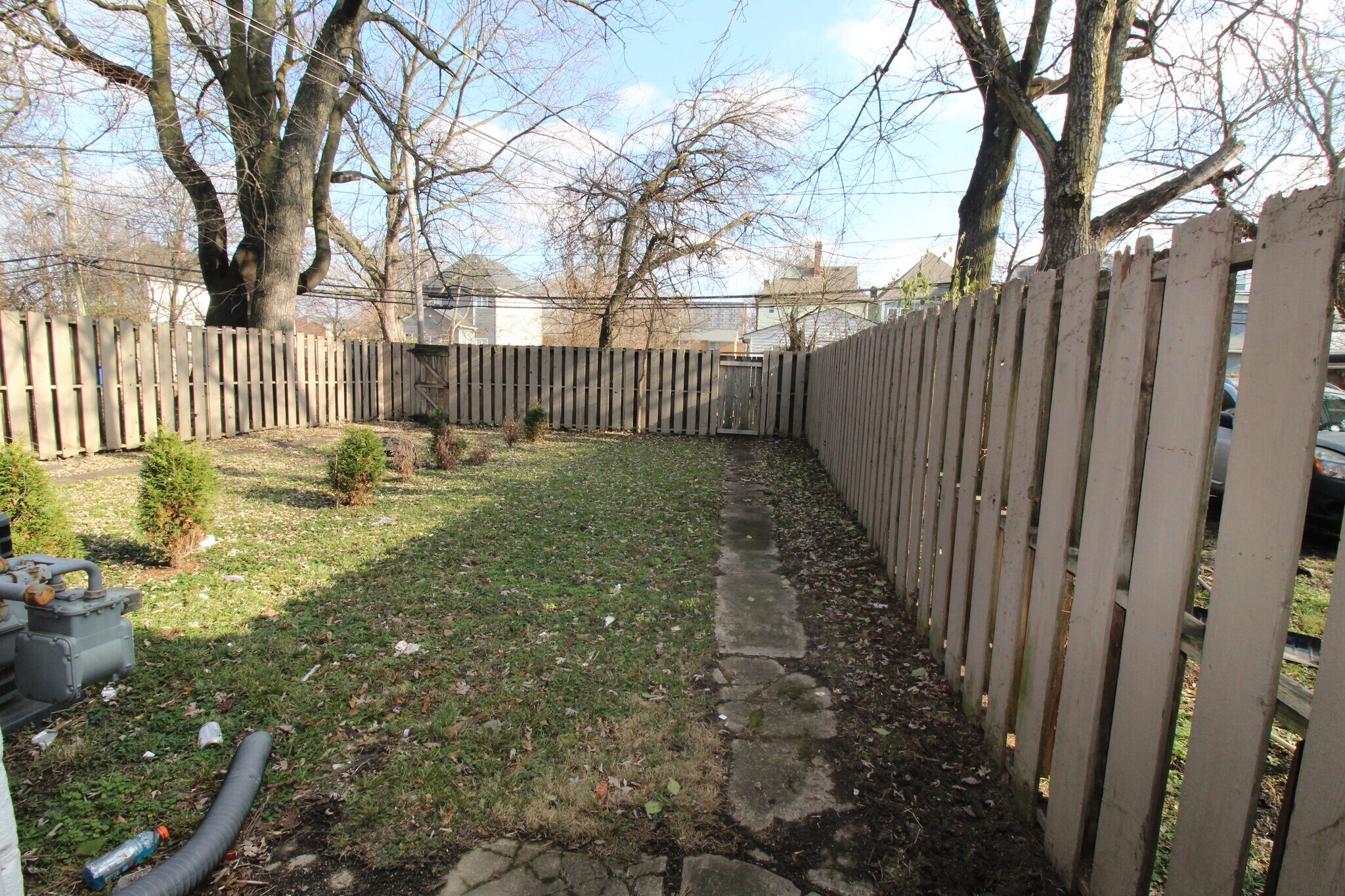 Building Photo - 392 N Garfield Ave