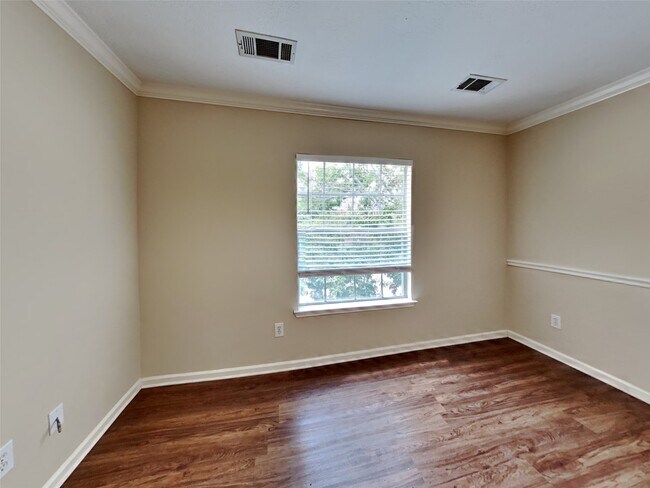 Building Photo - 20930 Grovedale Dr