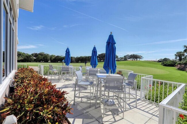 Building Photo - 9480 High Gate Dr