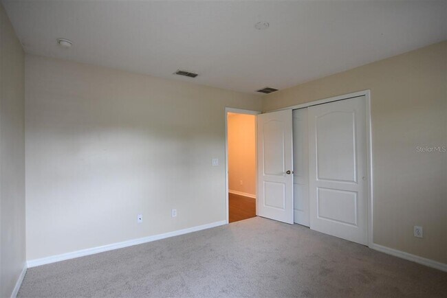 Building Photo - 2870 Grassmoor Loop