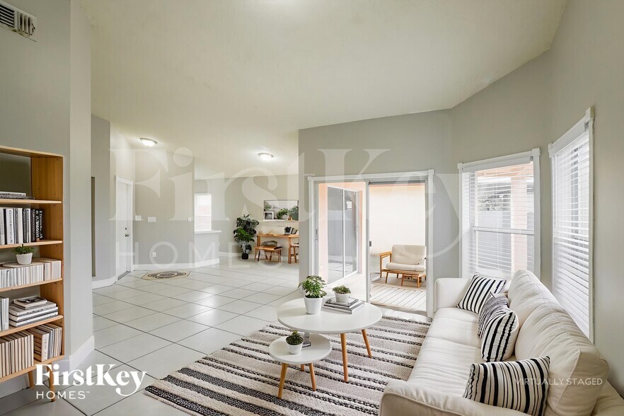 Building Photo - 25024 SW 128th Pl